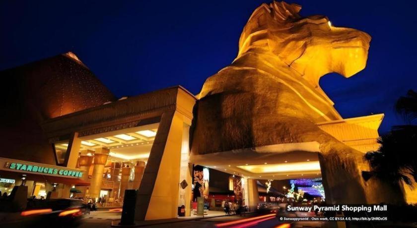 Golden Night Hotel Subang Jaya Eksteriør billede